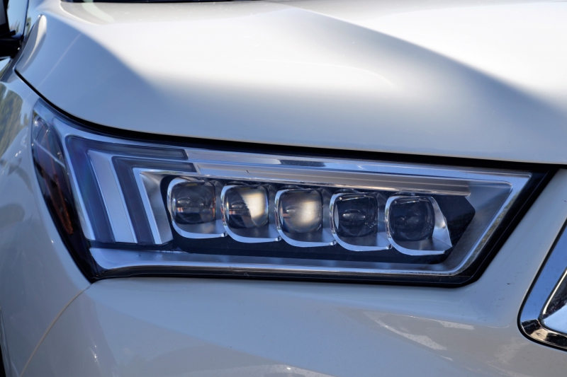 concession-auto-BREIL SUR ROYA-min_acura-headlamp-2834131